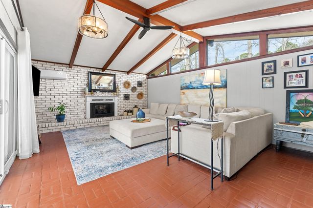 401 Clairmont Drive, Greenwood, SC 29649