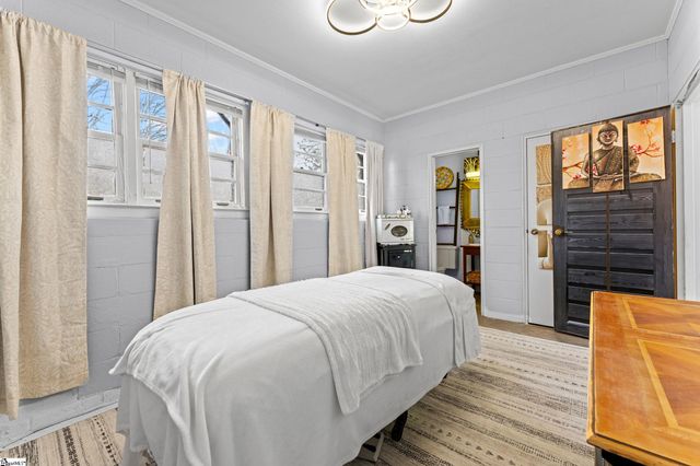 401 Clairmont Drive, Greenwood, SC 29649