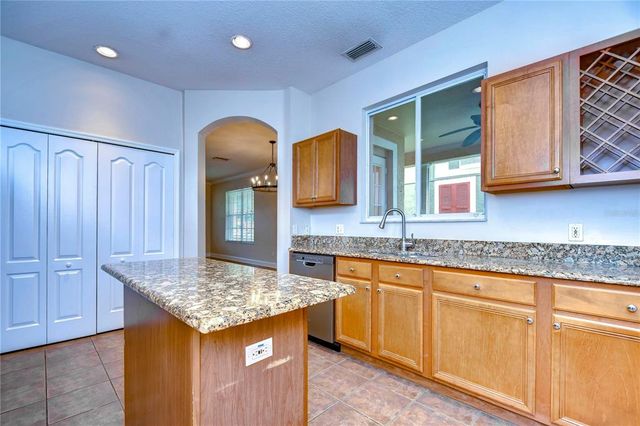 8907 ASHFORD GABLES, Tampa, FL 33626