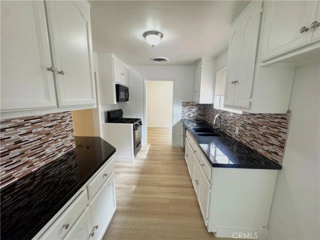 7017 Murietta Avenue, Van Nuys, CA 91405