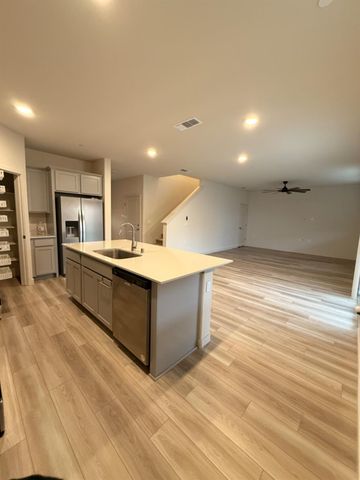 4162 Clary Ct, Merced, CA 95348