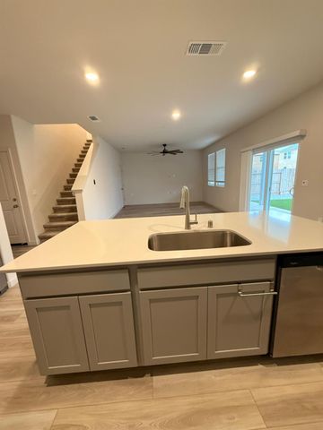 4162 Clary Ct, Merced, CA 95348