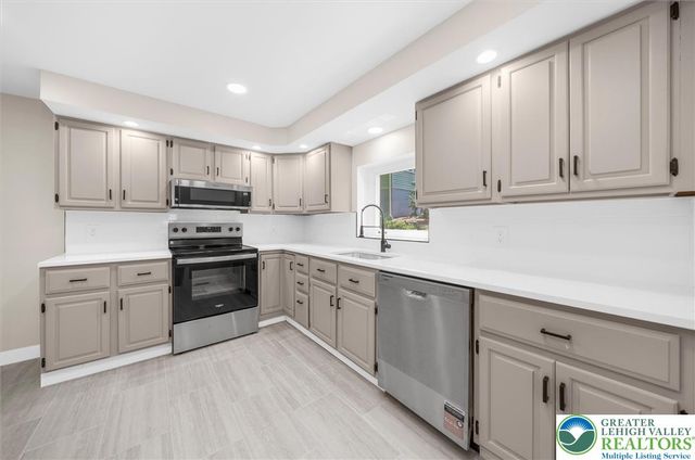 82 white oak Lane, Salisbury Twp, PA 18049