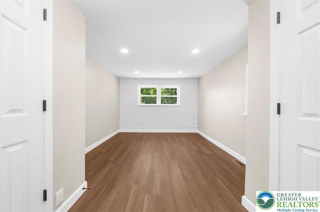 82 white oak Lane, Salisbury Twp, PA 18049