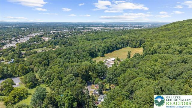 82 white oak Lane, Salisbury Twp, PA 18049