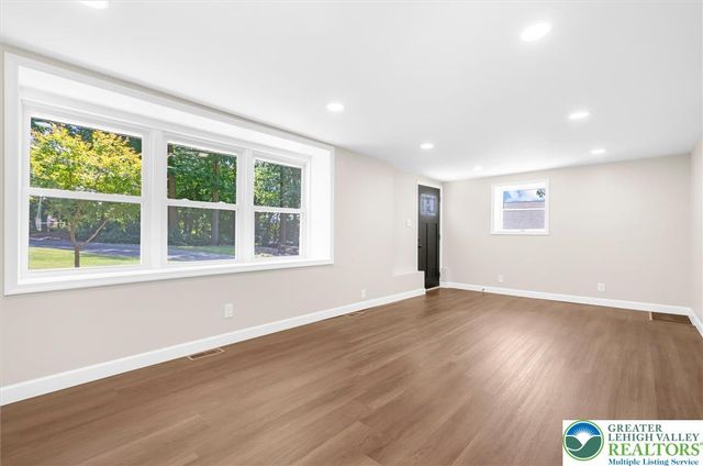 82 white oak Lane, Salisbury Twp, PA 18049