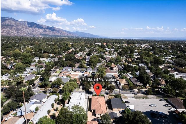 877 N Oakland, Pasadena, CA 91104