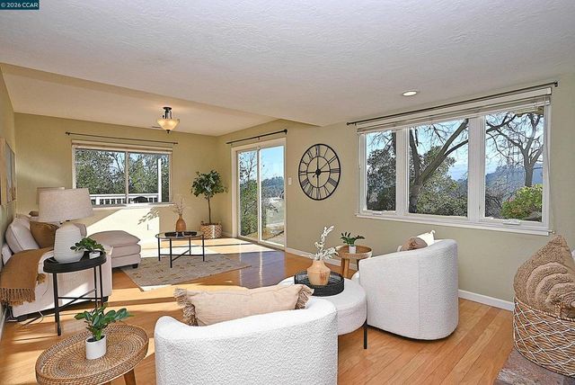 12 Westminster Place, Lafayette, CA 94549