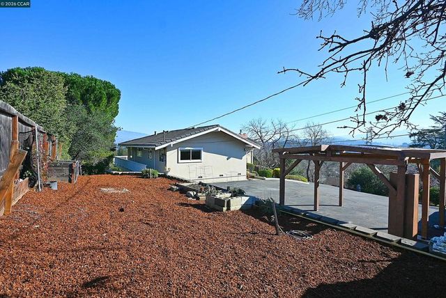 12 Westminster Place, Lafayette, CA 94549