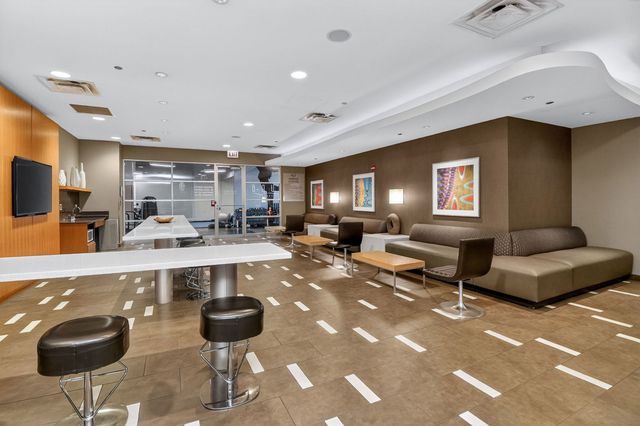 225 N Columbus Drive 5411, Chicago, IL 60601