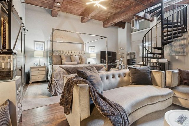 609 Central Street 1108, Kansas City, MO 64105