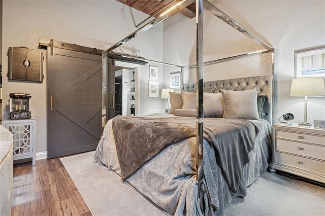 609 Central Street 1108, Kansas City, MO 64105