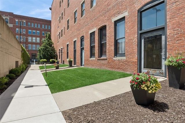 609 Central Street 1108, Kansas City, MO 64105