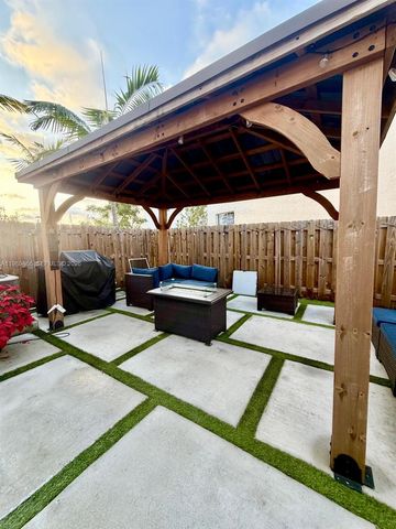 2355 NW 125th St, Miami, FL 33167