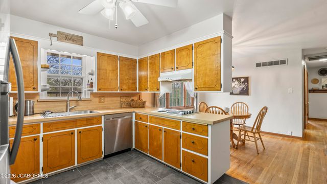 246 LANDWEHR HILLS ROAD, Jefferson City, MO 65101