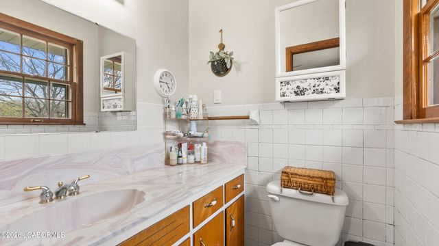 246 LANDWEHR HILLS ROAD, Jefferson City, MO 65101