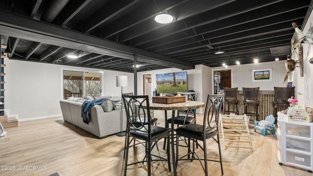 246 LANDWEHR HILLS ROAD, Jefferson City, MO 65101