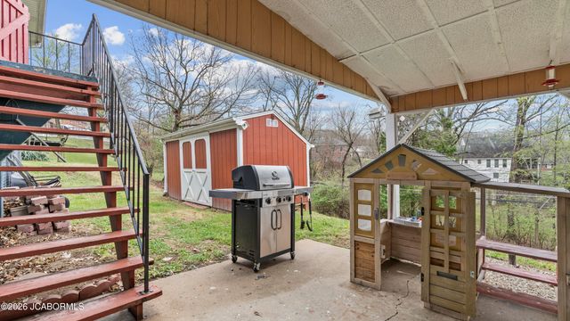 246 LANDWEHR HILLS ROAD, Jefferson City, MO 65101