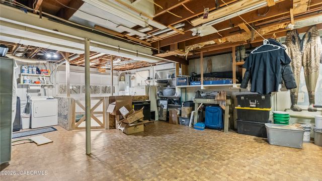 246 LANDWEHR HILLS ROAD, Jefferson City, MO 65101