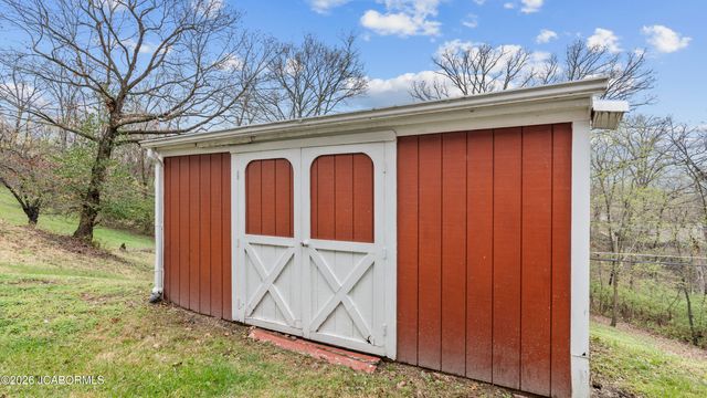 246 LANDWEHR HILLS ROAD, Jefferson City, MO 65101