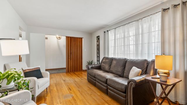 246 LANDWEHR HILLS ROAD, Jefferson City, MO 65101