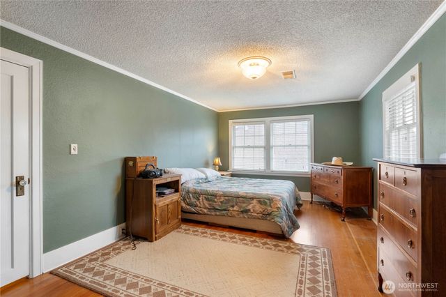 128 5th Avenue NW, Puyallup, WA 98371