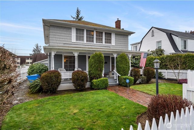 128 5th Avenue NW, Puyallup, WA 98371