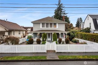 128 5th Avenue NW, Puyallup, WA 98371