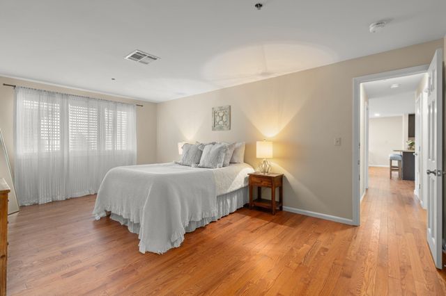 38 Dunham Road 204, Beverly, MA 01915