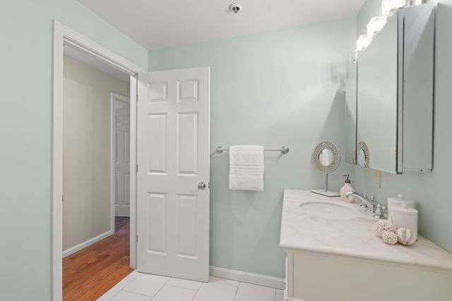 38 Dunham Road 204, Beverly, MA 01915