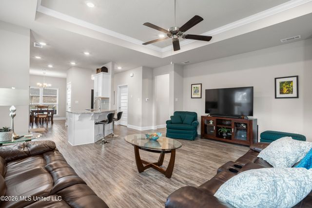 7336 Shearwater Way, Ocean Springs, MS 39564