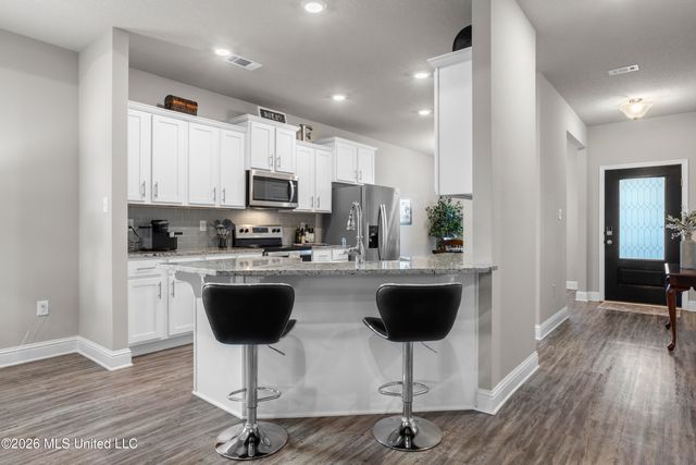 7336 Shearwater Way, Ocean Springs, MS 39564