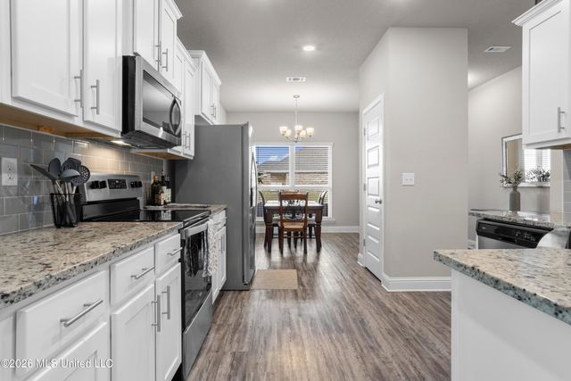 7336 Shearwater Way, Ocean Springs, MS 39564