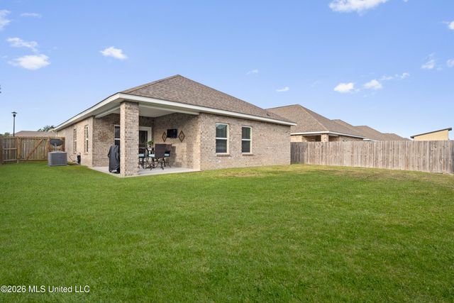 7336 Shearwater Way, Ocean Springs, MS 39564