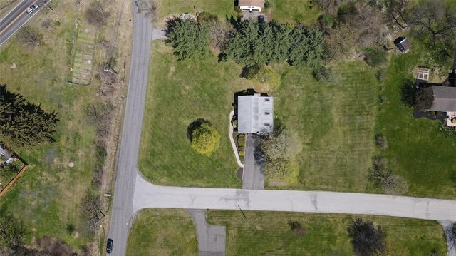 8 Perkinsville Road, Highland, NY 12528