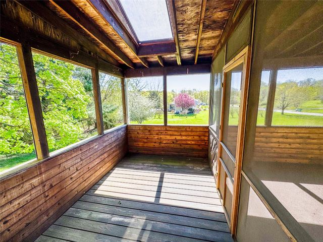 8 Perkinsville Road, Highland, NY 12528