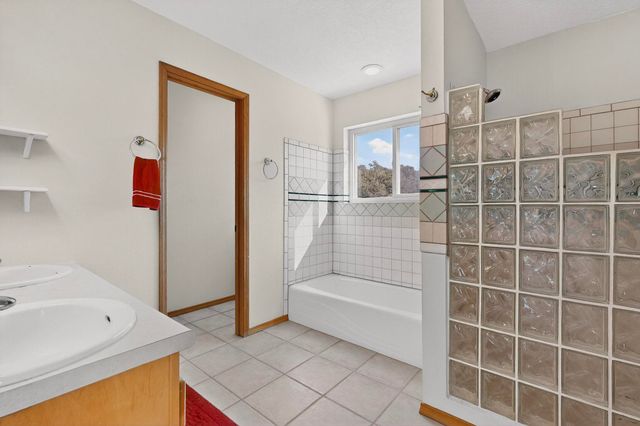 14 ASHER Lane, Tijeras, NM 87059