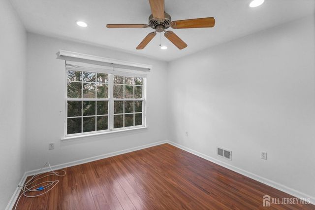 13 Jill Court, Franklin Twsp, NJ 08873