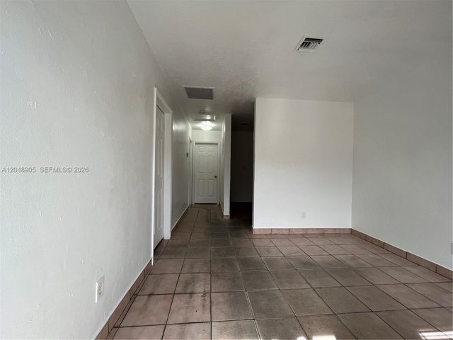 3028 NW 2nd St, Pompano Beach, FL 33069