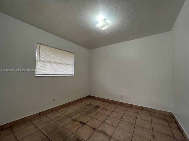 3028 NW 2nd St, Pompano Beach, FL 33069