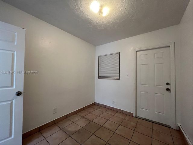 3028 NW 2nd St, Pompano Beach, FL 33069