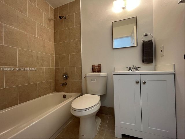 3028 NW 2nd St, Pompano Beach, FL 33069