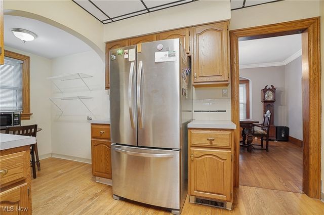 1128 Sackett Avenue, Cuyahoga Falls, OH 44223