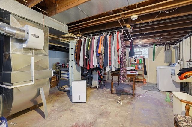 1128 Sackett Avenue, Cuyahoga Falls, OH 44223