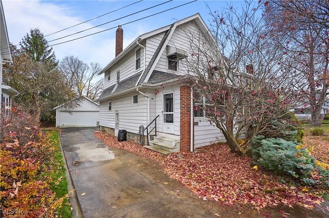 1128 Sackett Avenue, Cuyahoga Falls, OH 44223