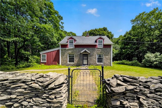 5352 Onondaga Road, Camillus, NY 13031