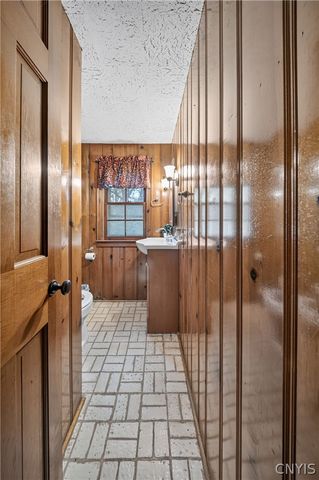 5352 Onondaga Road, Camillus, NY 13031