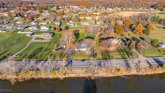 3010 S River Road, Zanesville, OH 43701