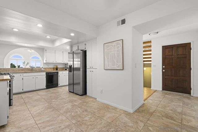 2702 Bay Canyon Ct, San Diego, CA 92117