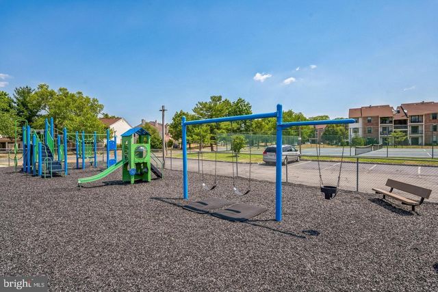 11 HARRIS CT, Lawrenceville, NJ 08648